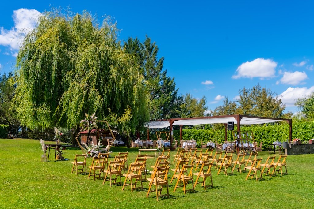 Indoor vs outdoor wedding ceremony New Jersey